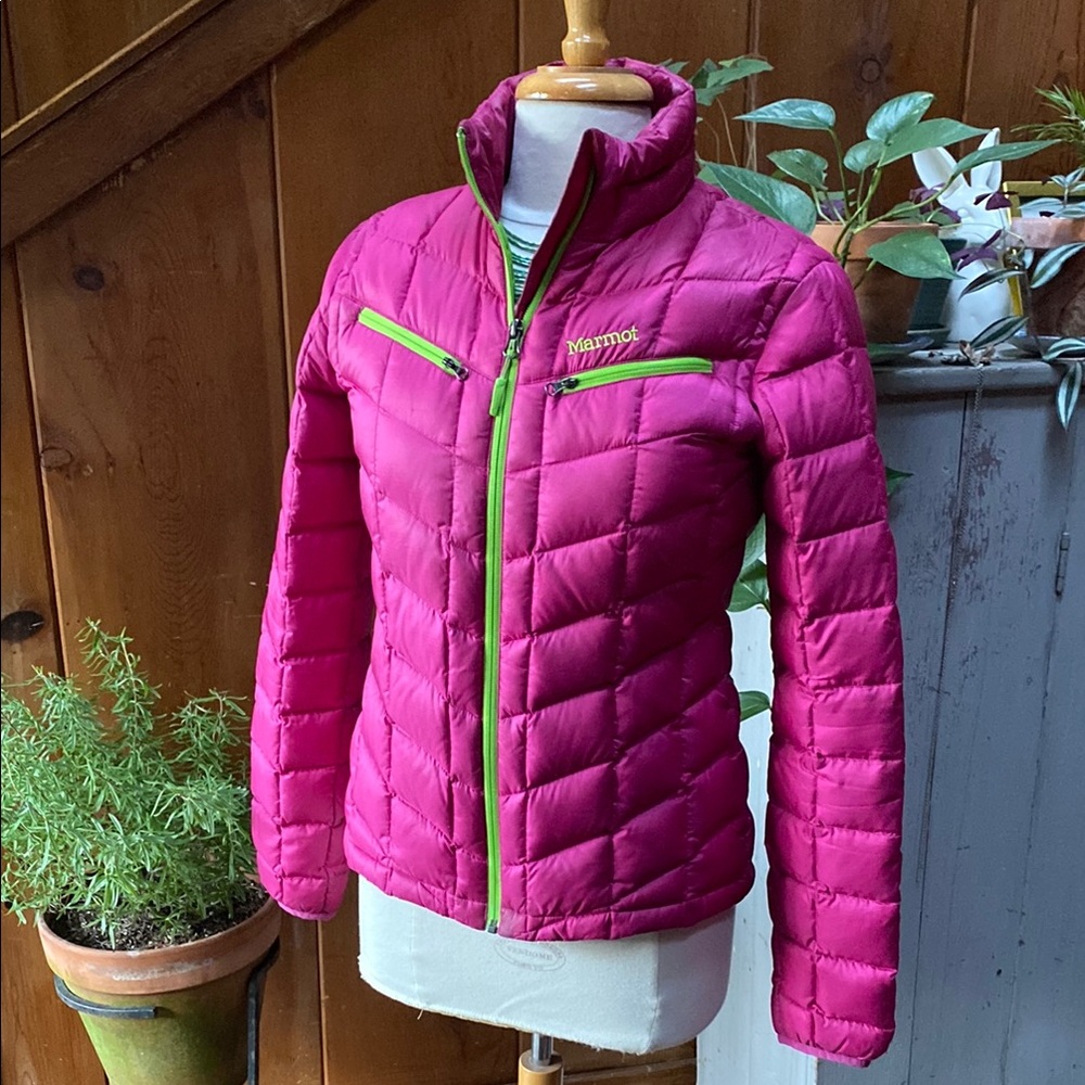 Marmot Women's Pink Jacket - Picture 1 of 6